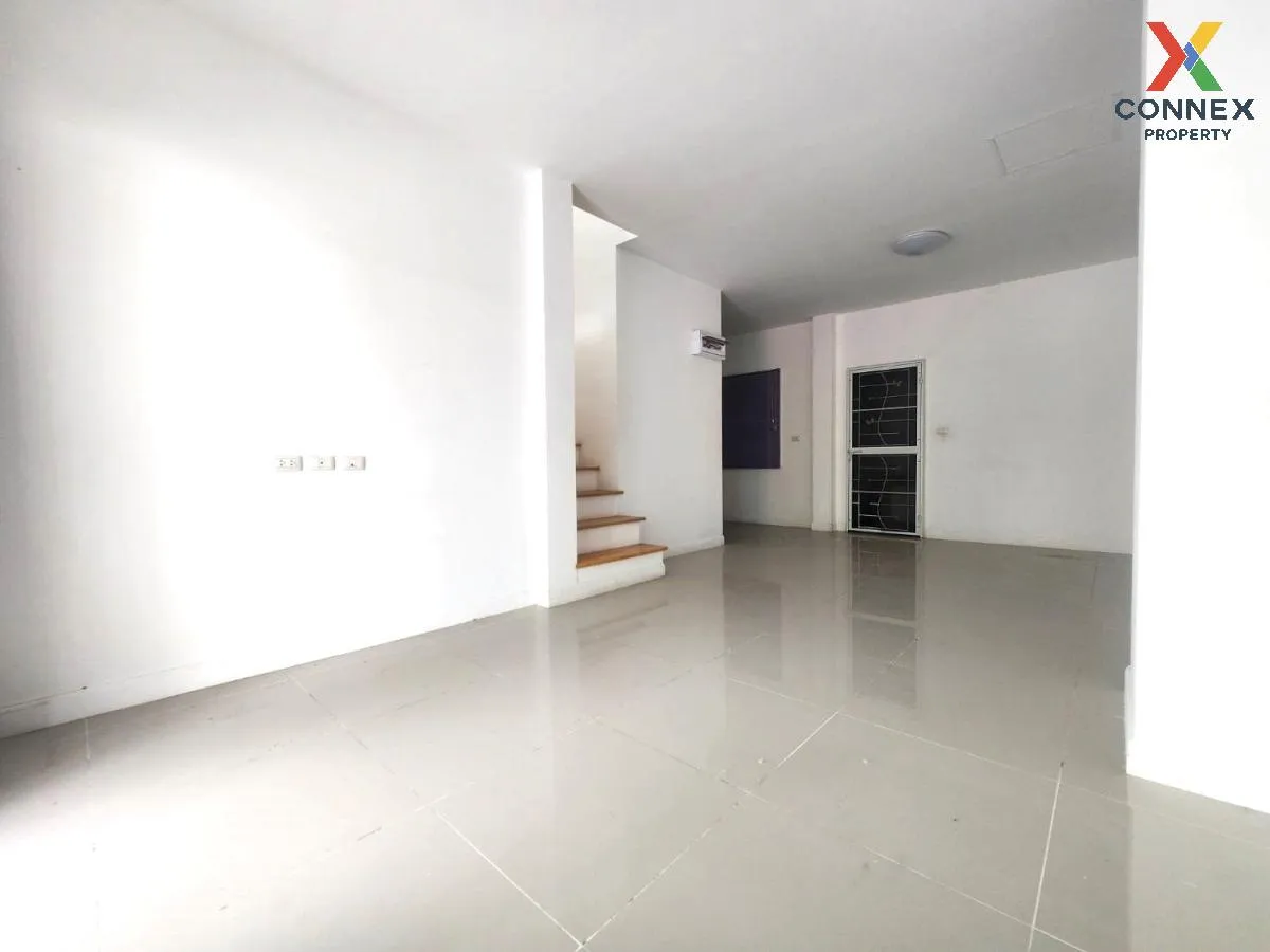 ขายทาวน์เฮ้าส์/ทาวน์โฮม  ประภัสสร วิลล์ อมตะนคร-หนองตำลึง หนองตำล