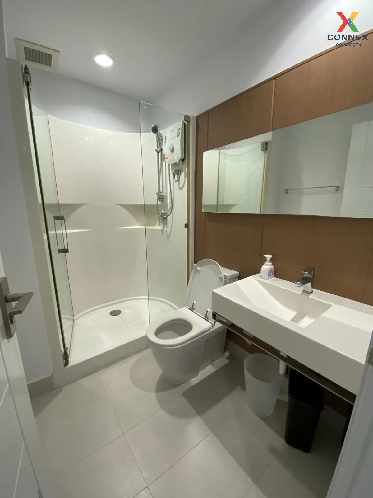 เช่าคอนโด  เดอะ แบงค็อก สาทร - ตากสิน BTS-กรุงธนบุรี คลองต้นไทร เ