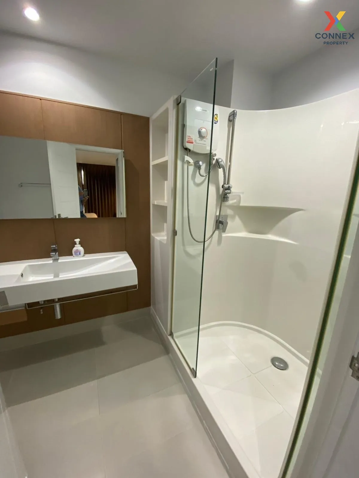 เช่าคอนโด  เดอะ แบงค็อก สาทร - ตากสิน BTS-กรุงธนบุรี คลองต้นไทร เ