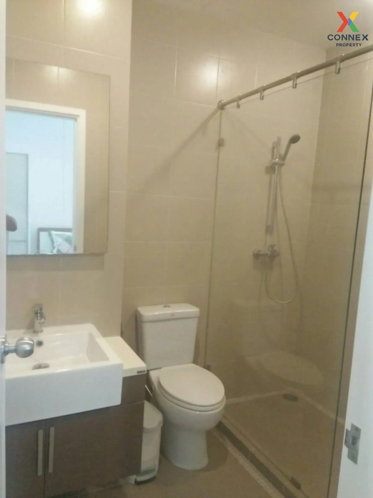 เช่าคอนโด  ไฮฟ์ สาทร BTS-กรุงธนบุรี คลองต้นไทร เขต คลองสาน กรุงเท