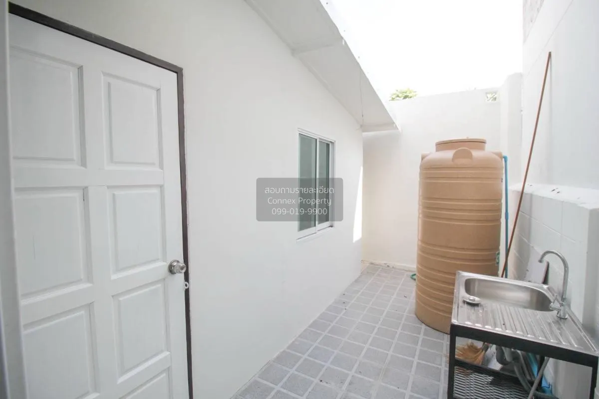 For Sale Townhouse/Townhome  , baan Sakunthip , Salathammasop Sop