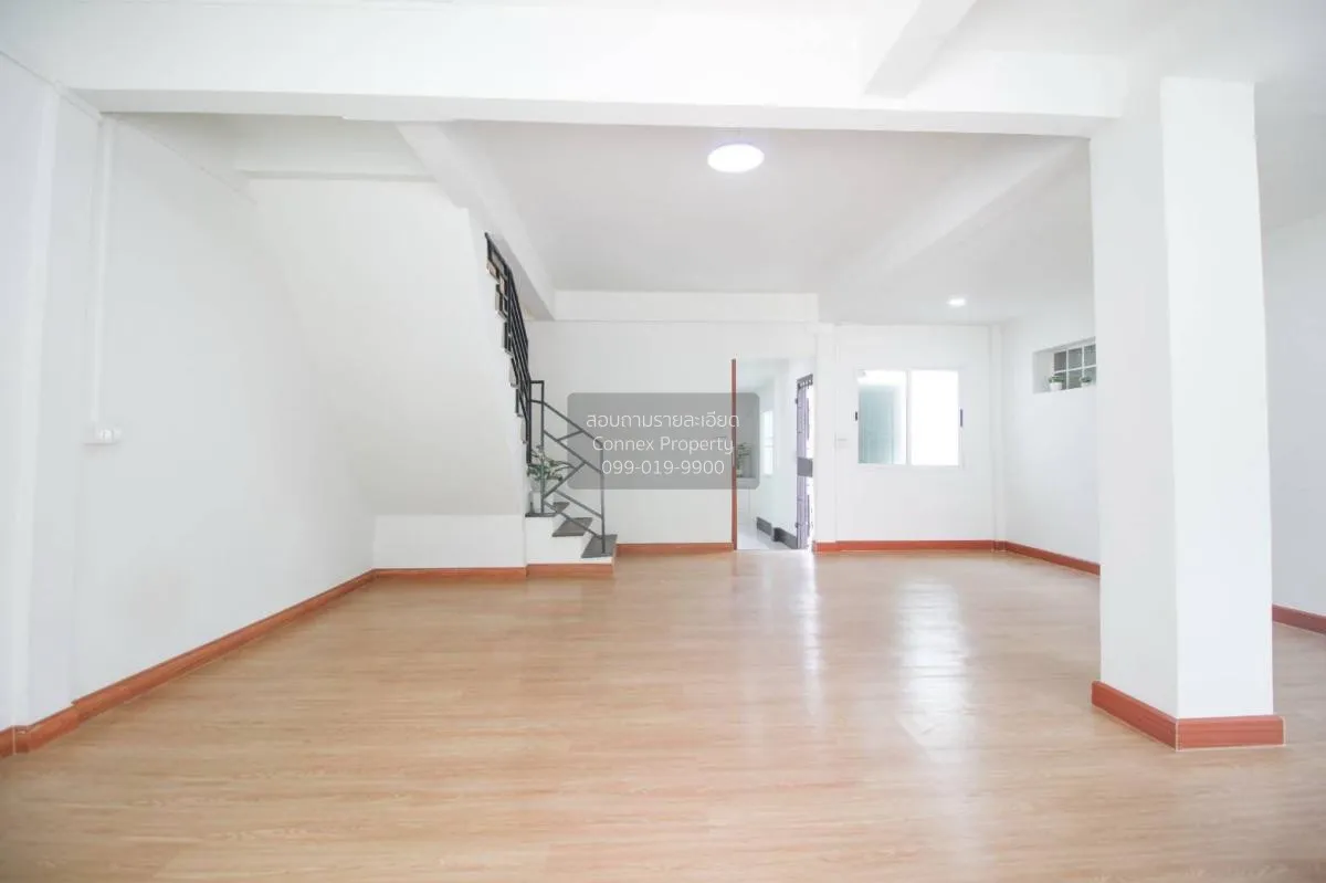 For Sale Townhouse/Townhome  , baan Sakunthip , Salathammasop Sop 3