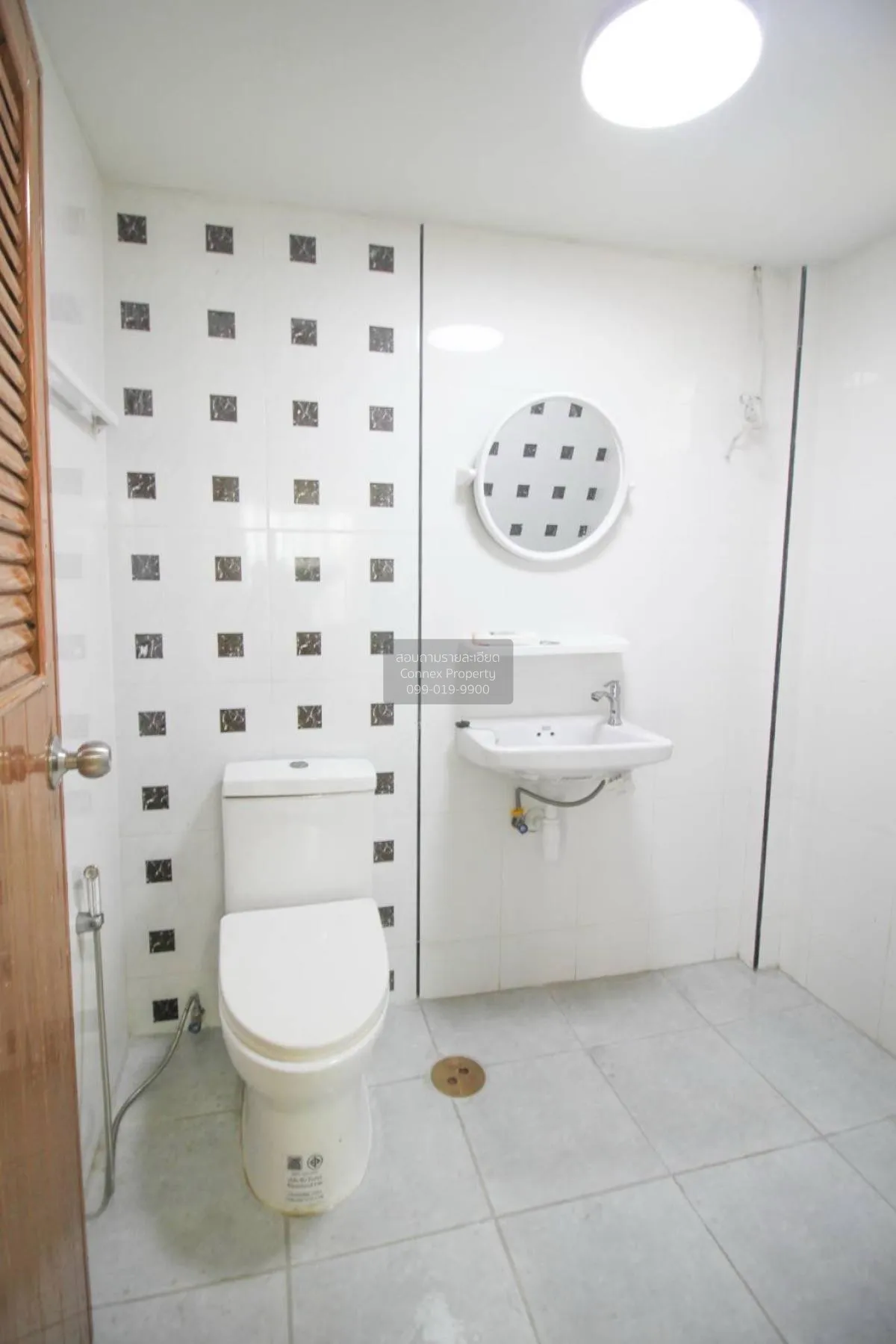 For Sale Townhouse/Townhome  , baan Sakunthip , Salathammasop Sop