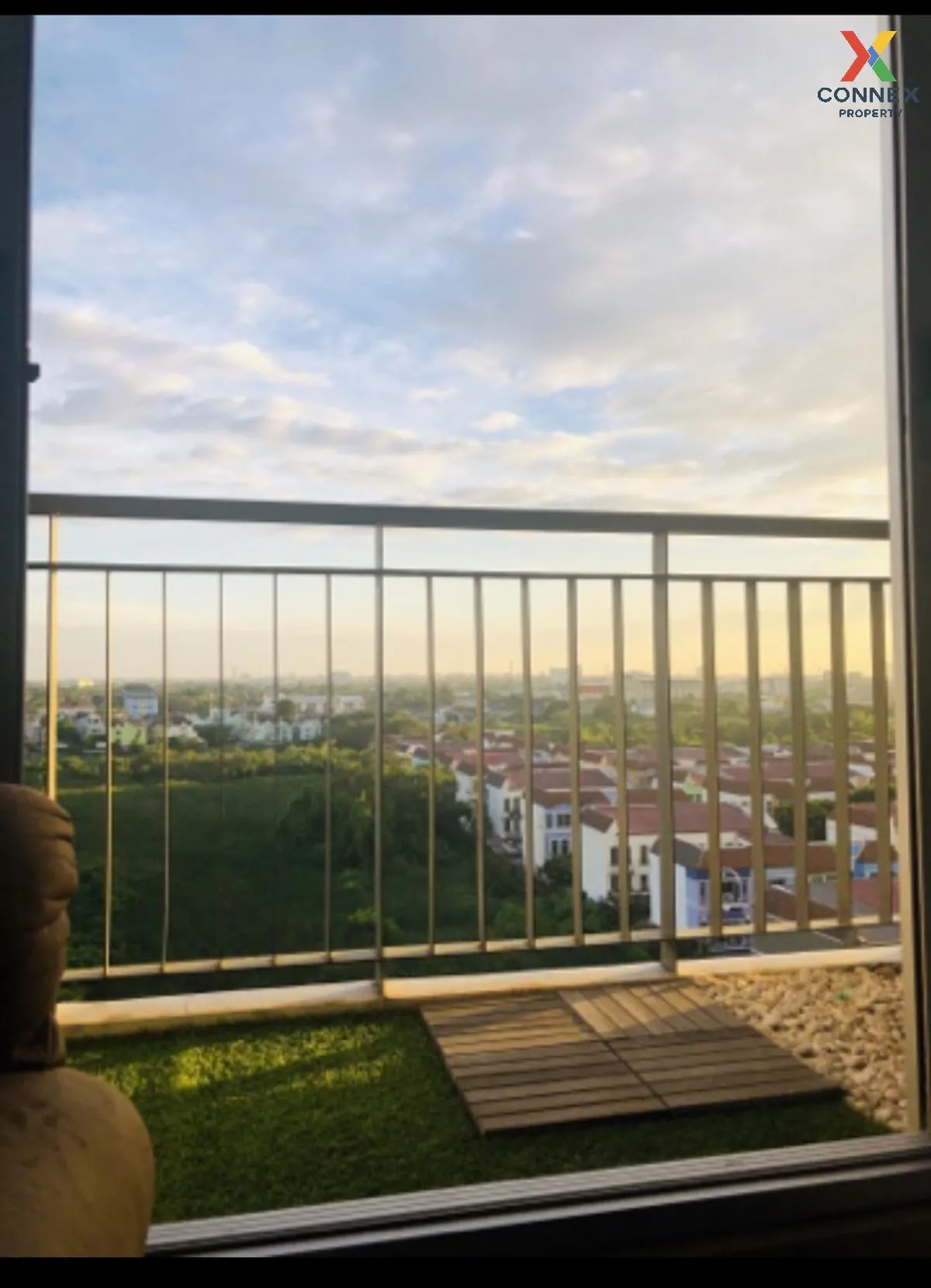 For Rent Condo , The Parkland Srinakarin Lakeside , Bang Na , Don