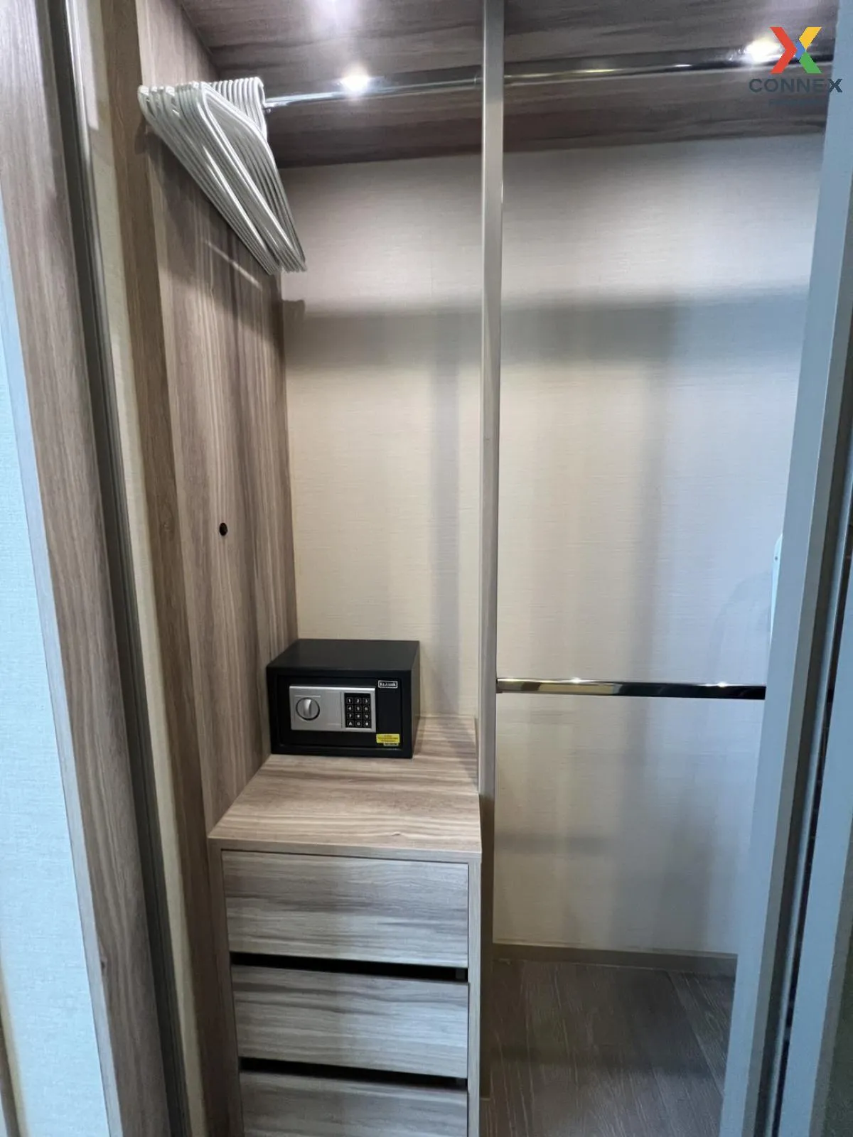 For Rent Condo , The Esse Asoke , BTS-Asok , Khlong Toei Nuea , W