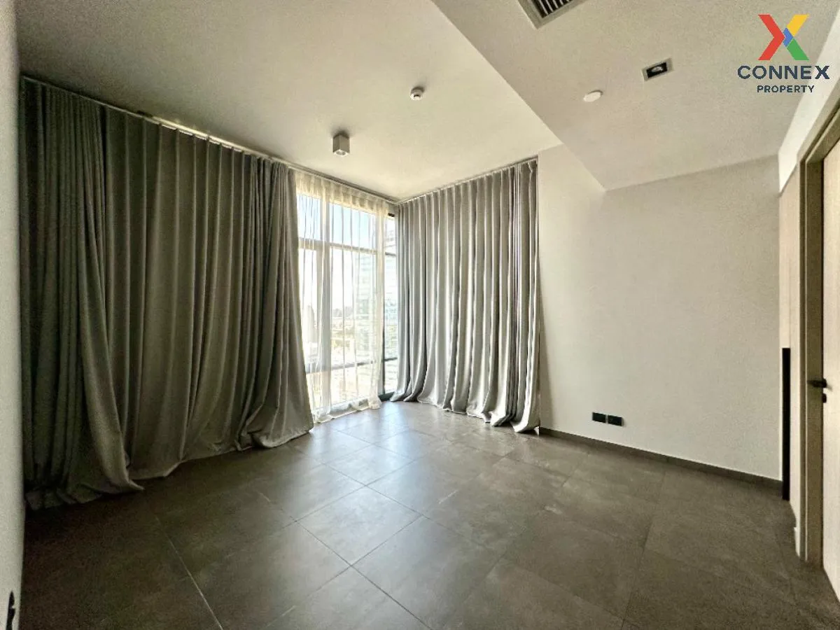 For Sale Condo , The Lofts Asoke , MRT-Phetchaburi , Khlong Toei  2