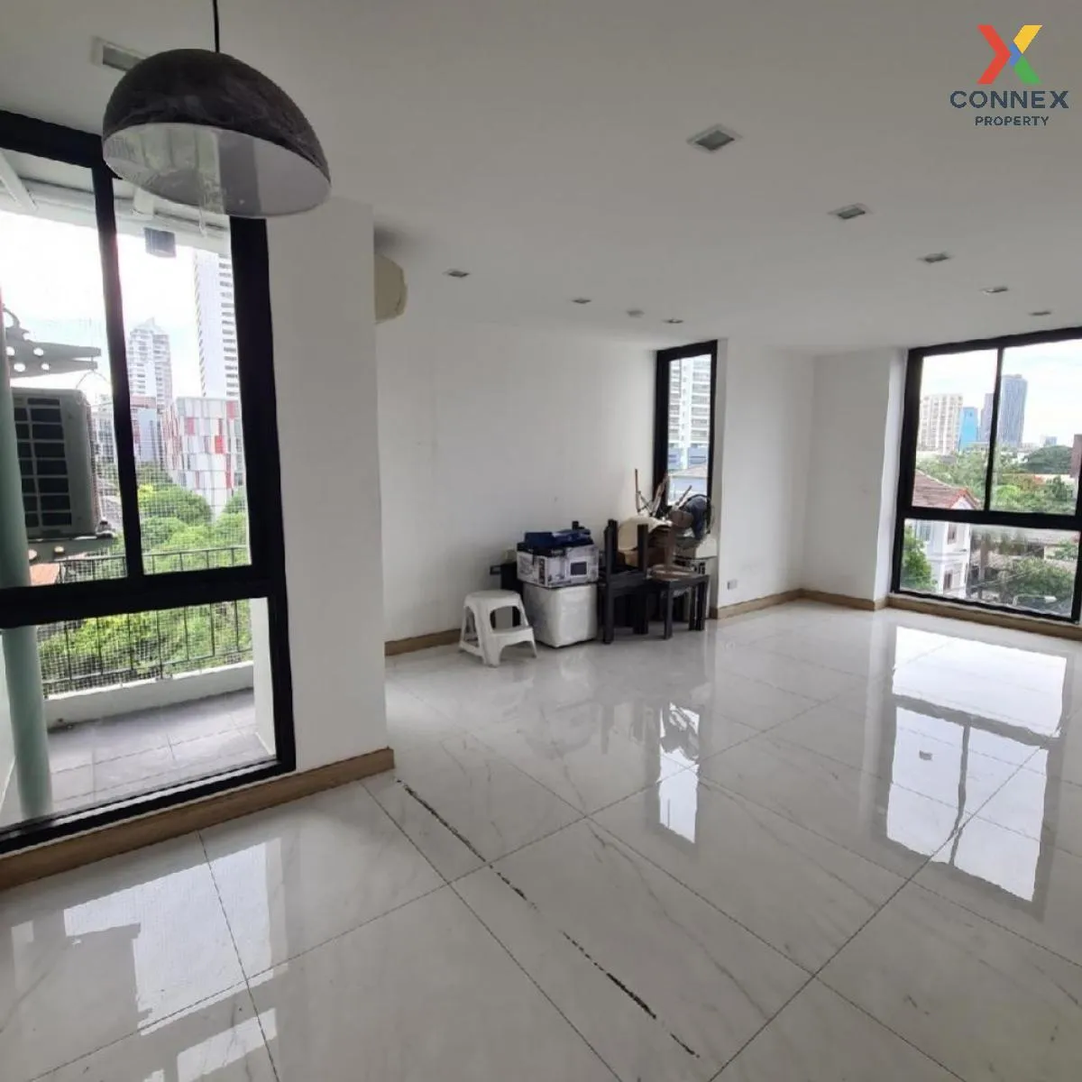 ขายคอนโด  ดิ เอซ เอกมัย BTS-พระโขนง คลองตันเหนือ เขต วัฒนา กรุงเท 2