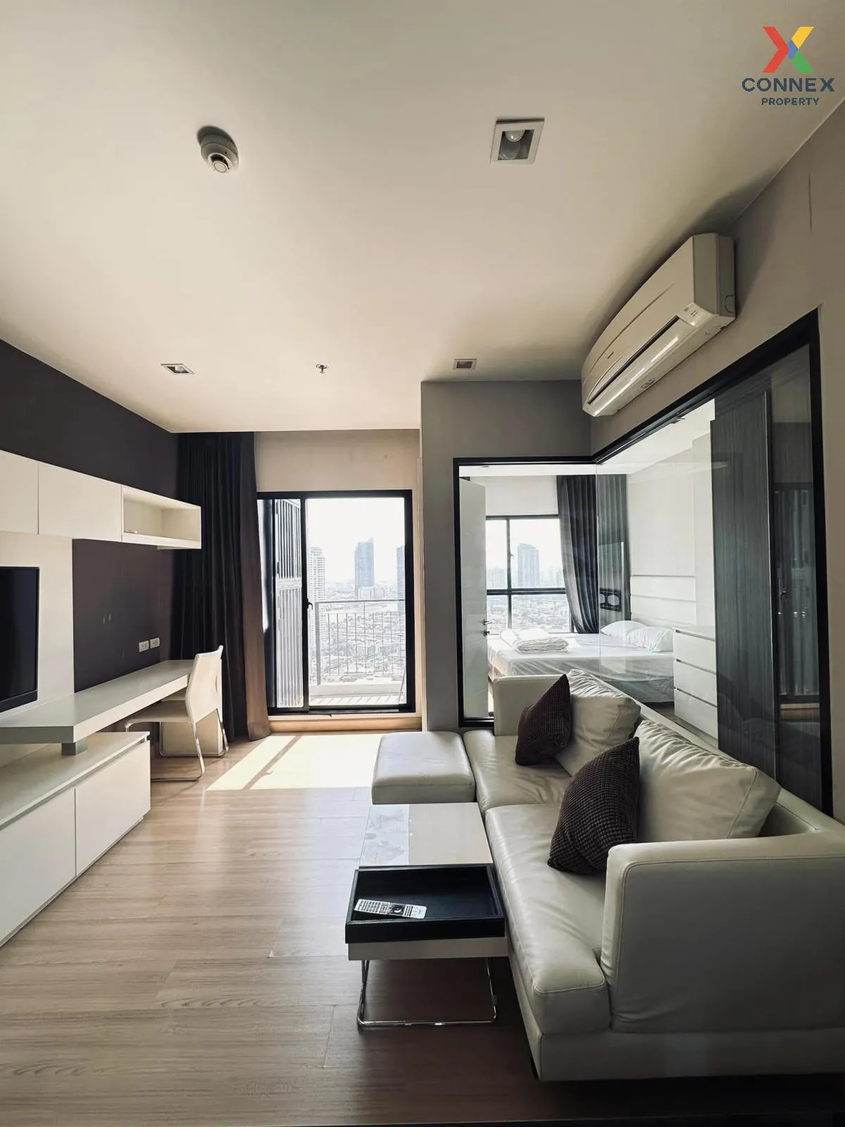 เช่าคอนโด  เออร์บาโน่ แอบโซลูท สาทร-ตากสิน BTS-กรุงธนบุรี คลองต้น 1