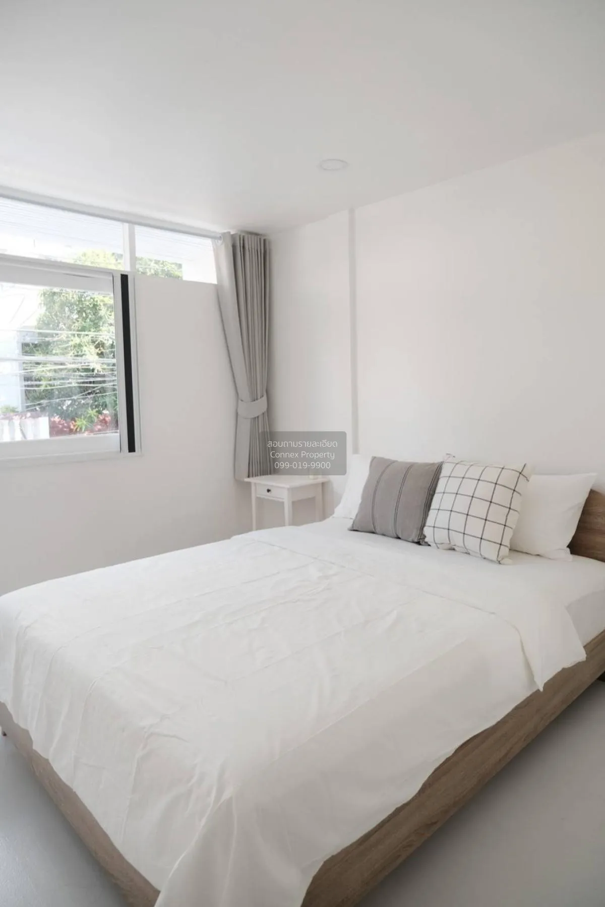 For Rent 2-storey townhouse, Ekkamai Soi 12. , Khlong Tan Nuea , 