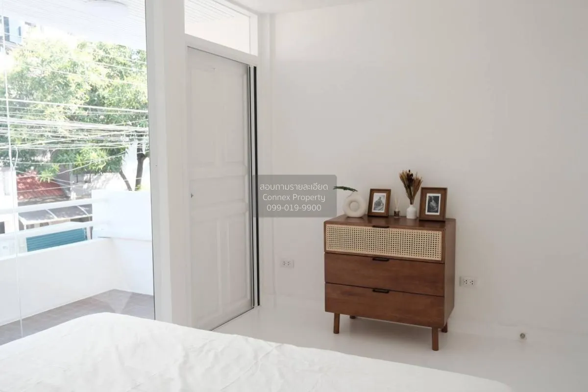 For Rent 2-storey townhouse, Ekkamai Soi 12. , Khlong Tan Nuea , 
