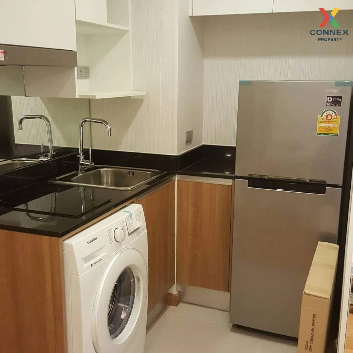 เช่าคอนโด  อินเตอร์ ลักส์ พรีเมียร์ สุขุมวิท 13 MRT-เพชรบุรี คลอง