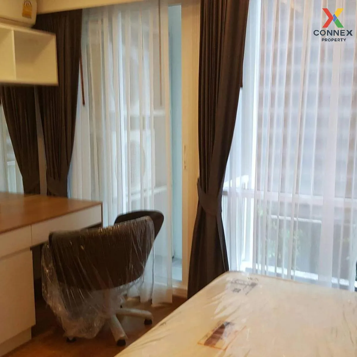 เช่าคอนโด  อินเตอร์ ลักส์ พรีเมียร์ สุขุมวิท 13 MRT-เพชรบุรี คลอง