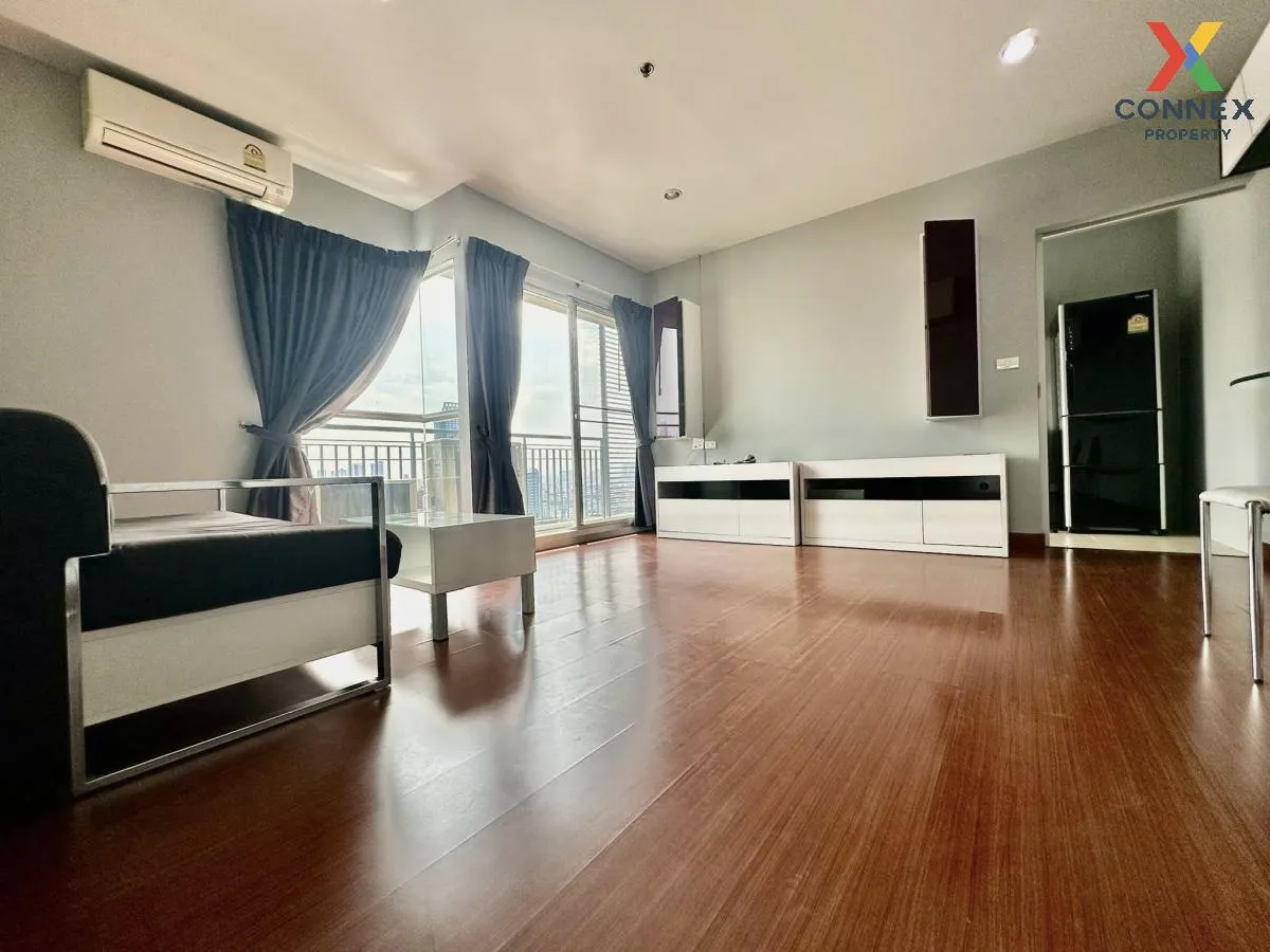 For Rent Condo , The Niche Taksin , nice view , high floor , BTS- 2