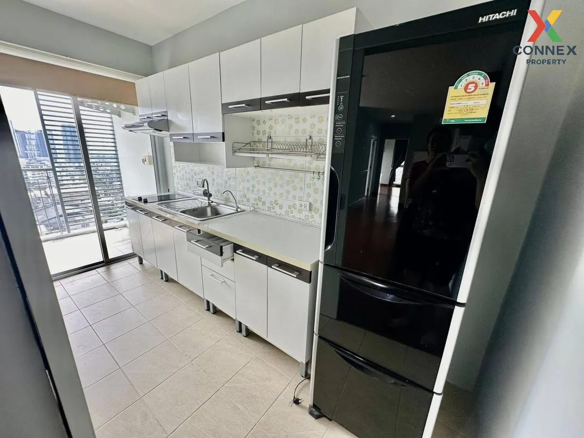 For Rent Condo , The Niche Taksin , nice view , high floor , BTS- 3