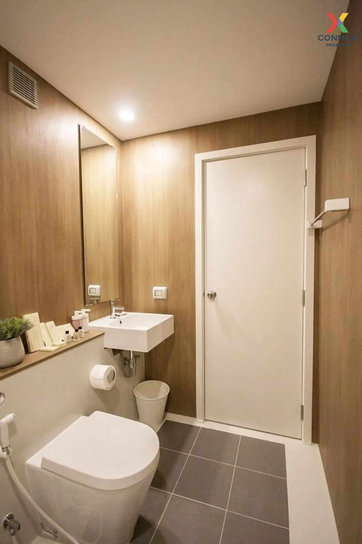 For Rent Condo , Blossom Condo @ Sathorn Charoenrat , BTS-Surasak