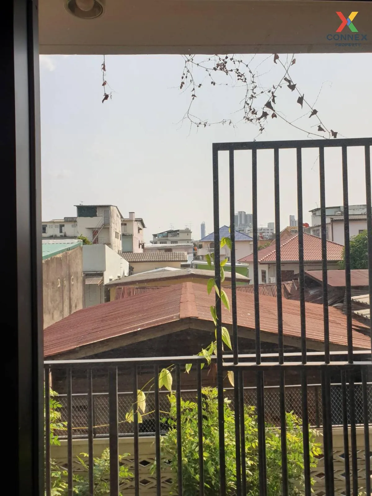 เช่าคอนโด  บลอสซั่ม คอนโด แอท สาทร - เจริญราษฎร์ BTS-สุรศักดิ์ ทุ