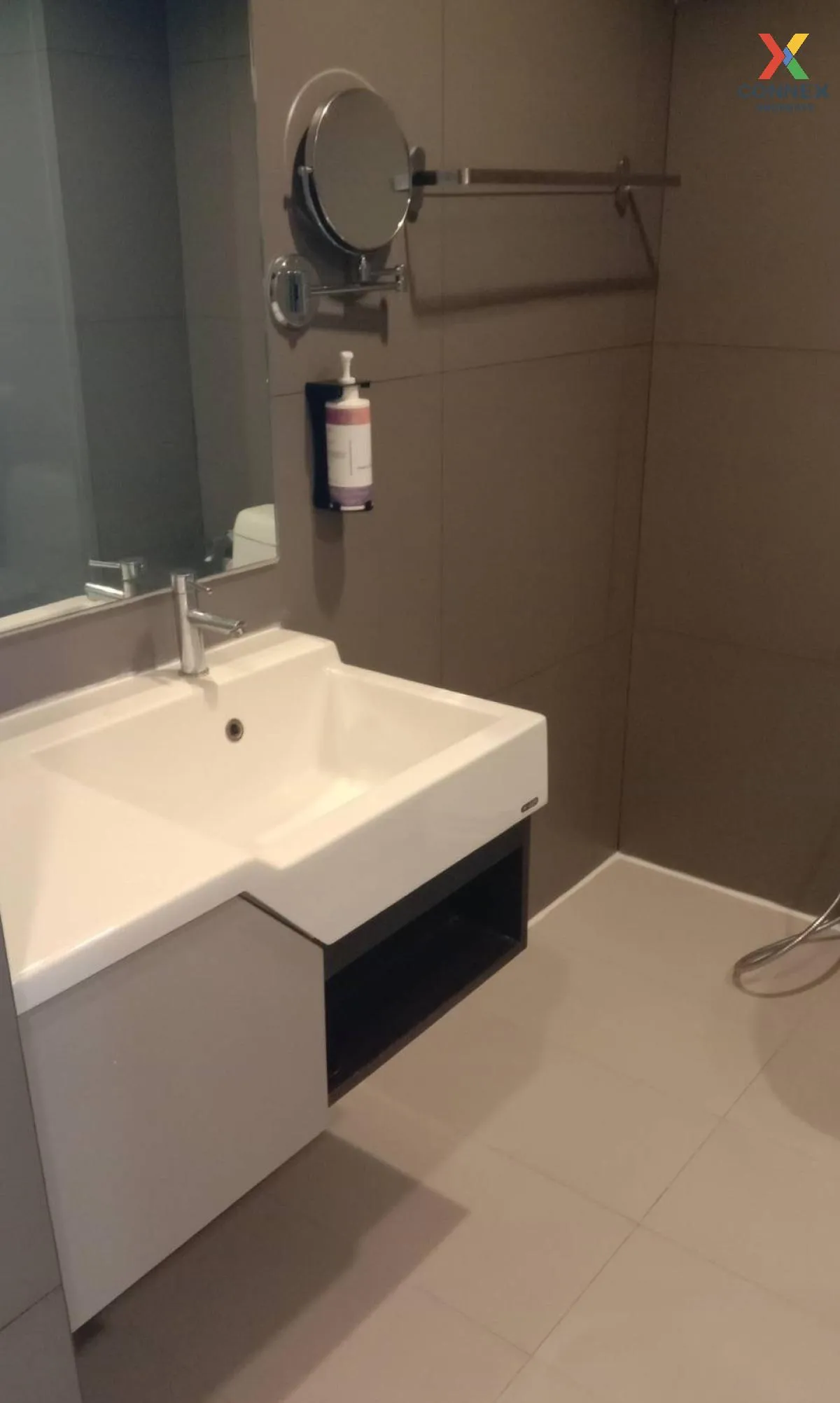 For Rent Condo , Movenpick Residences Condo Ekkamai , BTS-Ekkamai