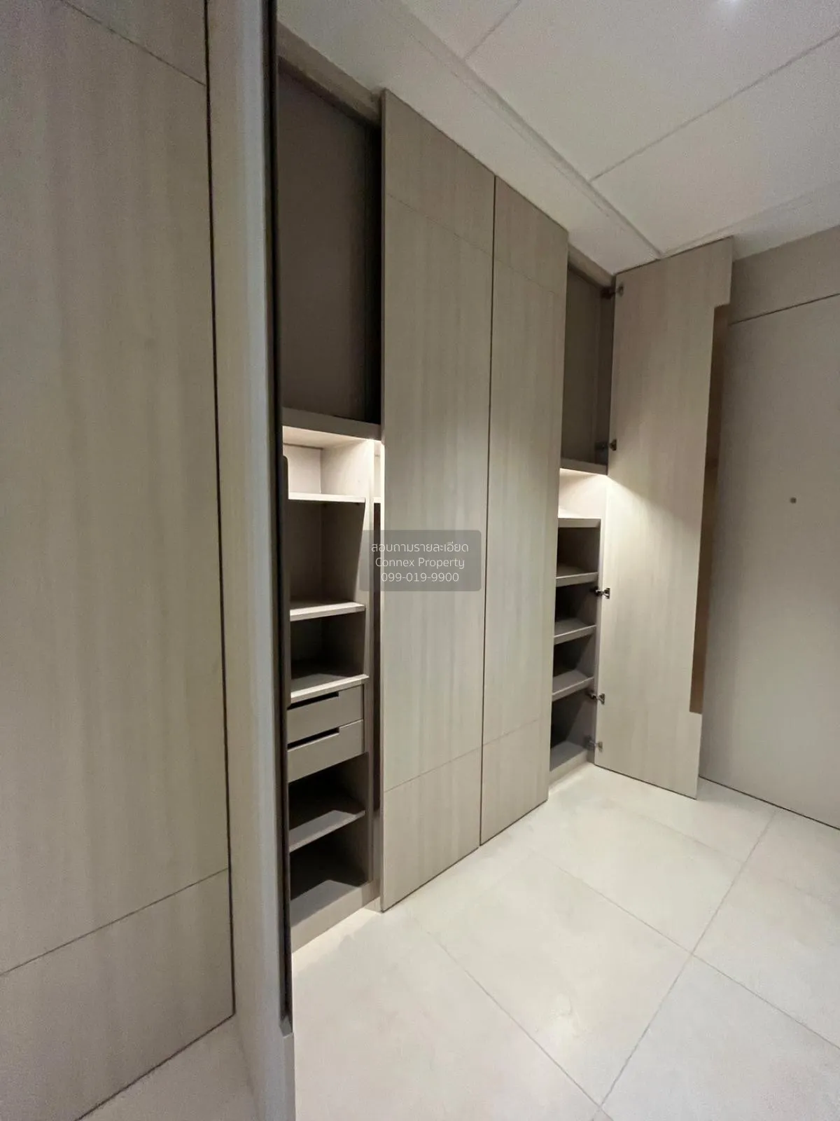 For Rent Condo , Baan Sindhorn , BTS-Chit Lom , Lumpini , Pathum 