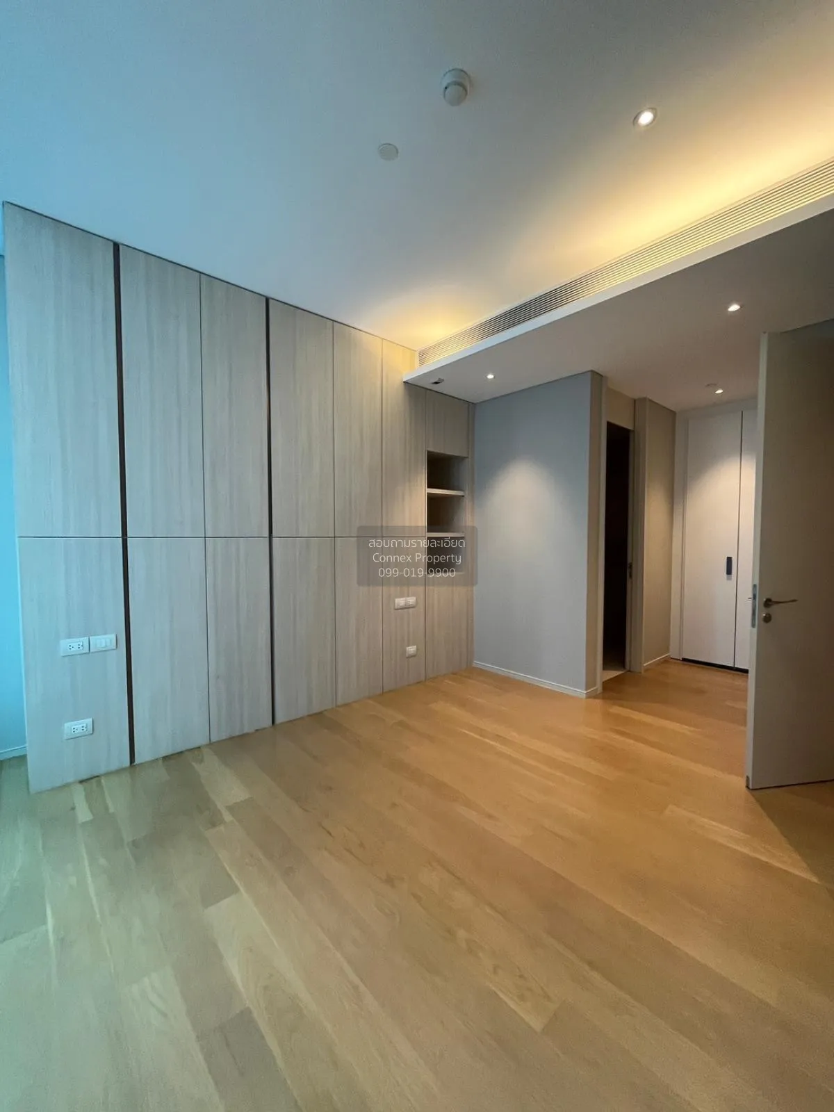 For Rent Condo , Baan Sindhorn , BTS-Chit Lom , Lumpini , Pathum 