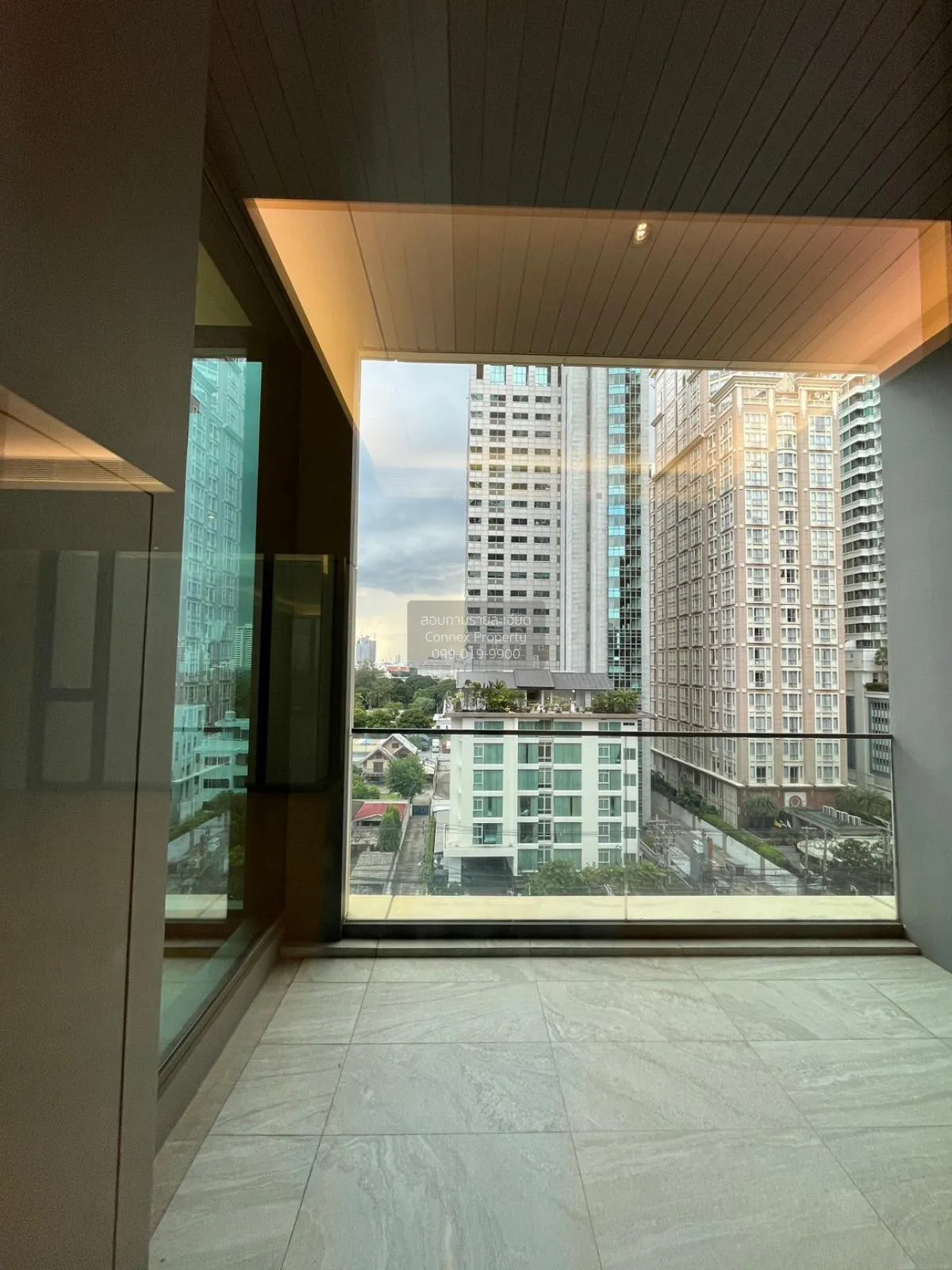 For Rent Condo , Baan Sindhorn , BTS-Chit Lom , Lumpini , Pathum 