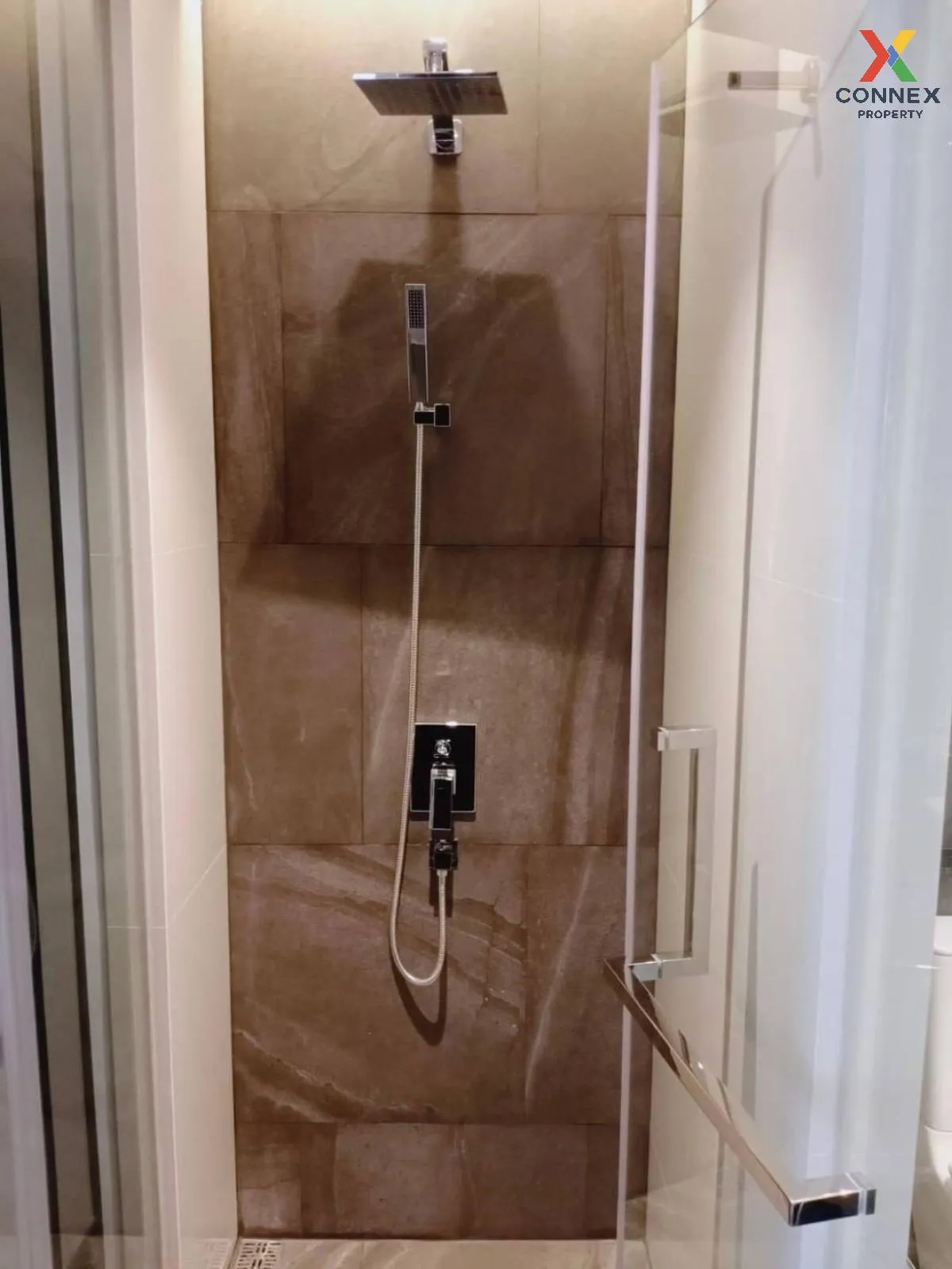 เช่าคอนโด  แอนโดนเมด้า คอนโด พัทยา เมืองพัทยา บางละมุง ชลบุรี CX-