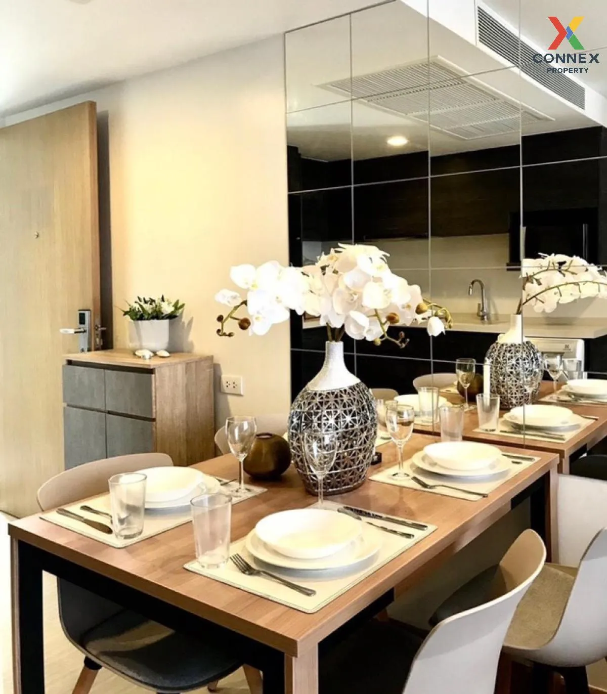 เช่าคอนโด  ดาวทาวน์ โฟร์ตี้ไนน์ BTS-ทองหล่อ คลองตันเหนือ เขต วัฒน 2