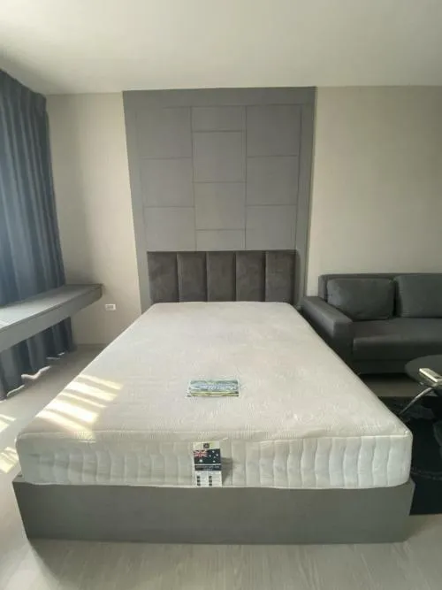 เช่าคอนโด  ริทึ่ม สุขุมวิท 36-38 BTS-ทองหล่อ พระโขนง เขต คลองเตย กรุงเทพ CX-90455