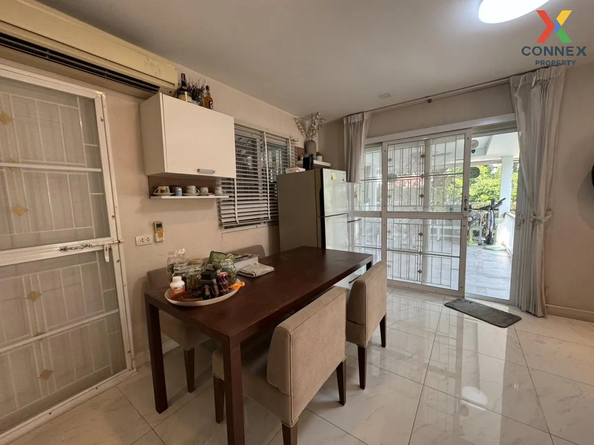 For Sale Townhouse/Townhome  , Pruksa Ville 32 Rama 2 , corner un