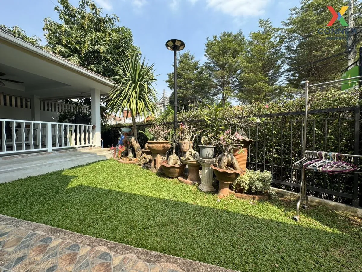For Sale Townhouse/Townhome  , Pruksa Ville 32 Rama 2 , corner un