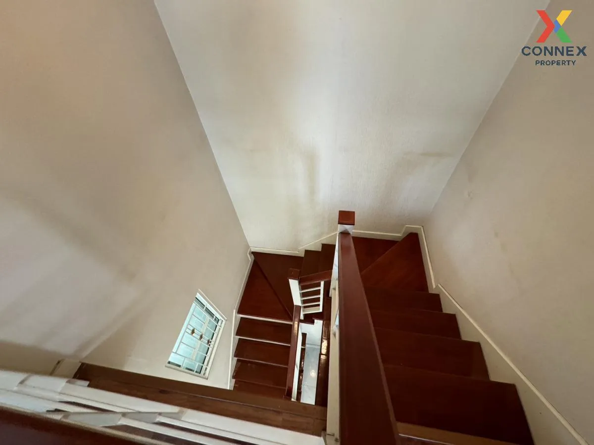 For Sale Townhouse/Townhome  , Pruksa Ville 32 Rama 2 , corner un