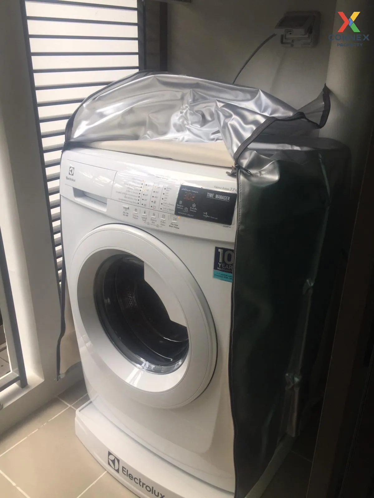 ขายคอนโด  ดี เมโมเรีย พหลโยธิน 8 BTS-อารีย์ สามเสนใน เขต พญาไท กร