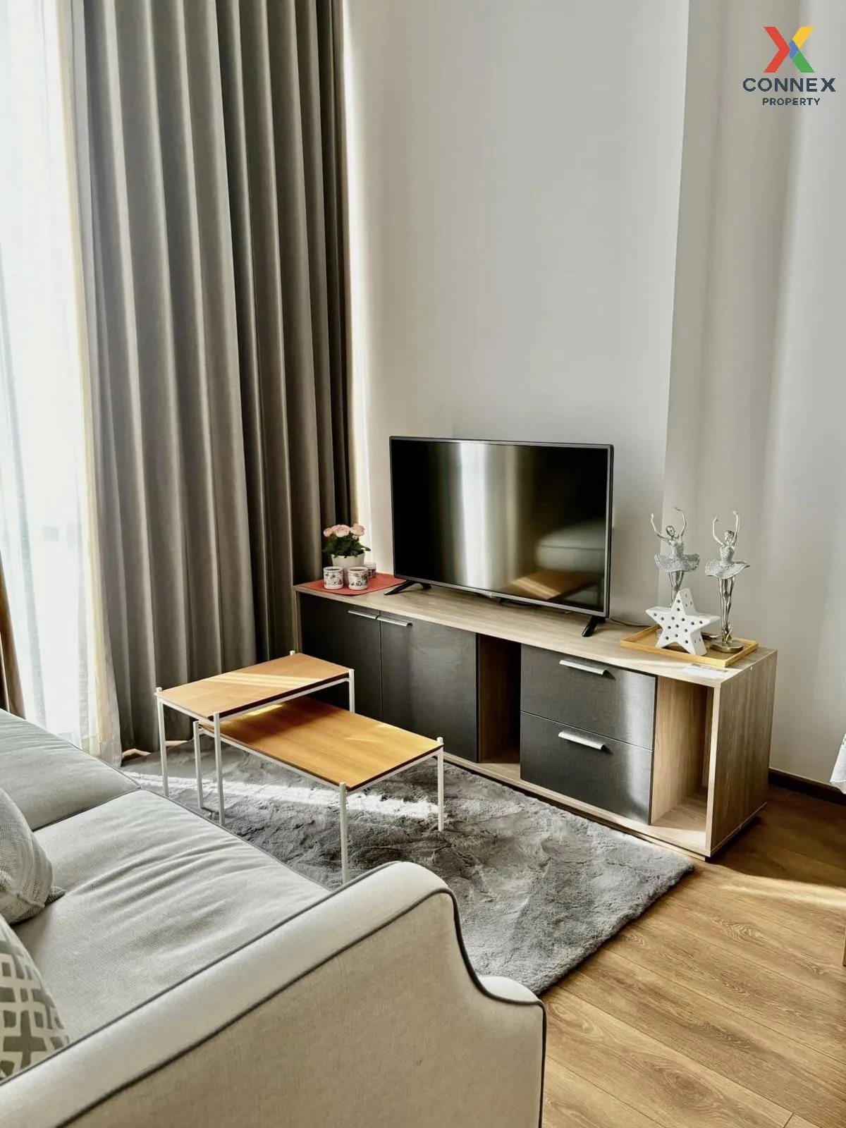 For Rent Condo , Noble BE 33 , high floor , BTS-Phrom Phong , Khl 3