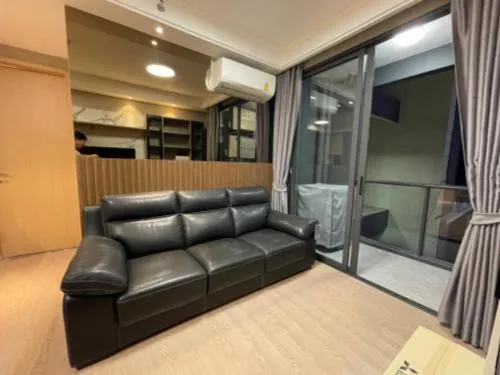 เช่าคอนโด  รีเกิล สาทร - นราธิวาส BTS-ช่องนนทรี ทุ่งมหาเมฆ เขต สาทร กรุงเทพ CX-90997