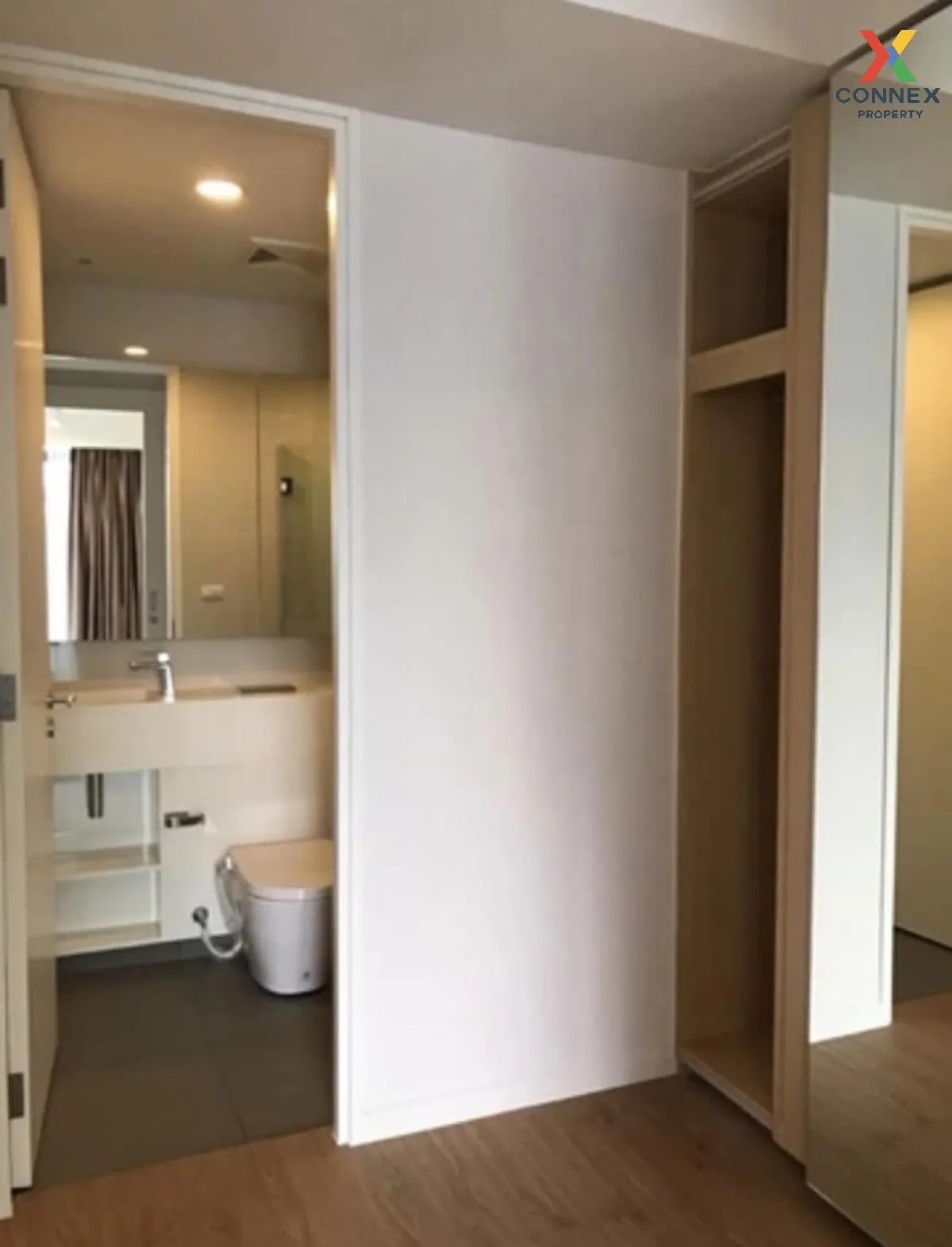 For Sale Condo , Siamese Surawong , corner unit , MRT-Sam Yan , S