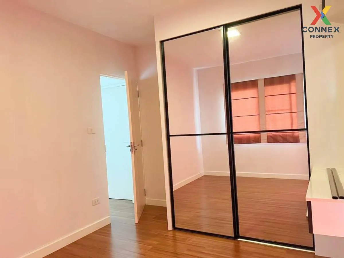 ขายบ้าน  มัณฑนา เลค วัชรพล หน้ากว้าง ออเงิน เขต สายไหม กรุงเทพ CX