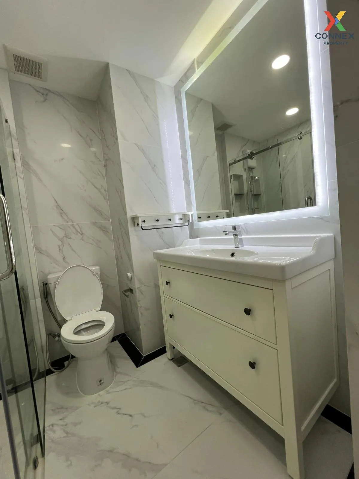 ขายคอนโด  สาธร การ์เด้นส์ MRT-ลุมพินี ทุ่งมหาเมฆ เขต สาทร กรุงเทพ ขายคอนโด  สาธร การ์เด้นส์ MRT-ลุมพินี ทุ่งมหาเมฆ เขต สาทร กรุงเทพ