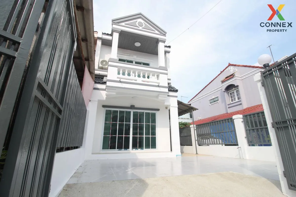 ขายทาวน์เฮ้าส์/ทาวน์โฮม  บ้าน ลภาวัน 3 MRT-ตลาดบางใหญ่ เสาธงหิน บ 1
