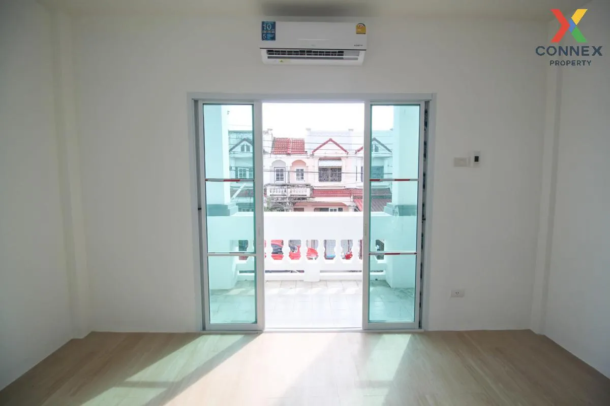 ขายทาวน์เฮ้าส์/ทาวน์โฮม  บ้าน ลภาวัน 3 MRT-ตลาดบางใหญ่ เสาธงหิน บ