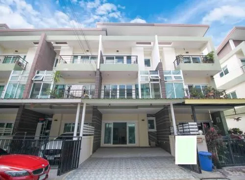 ขายทาวน์เฮ้าส์/ทาวน์โฮม  วิวาเรี่ยม พระราม 2 – พุทธบูชา 36  บางมด เขต ทุ่งครุ กรุงเทพ CX-91350