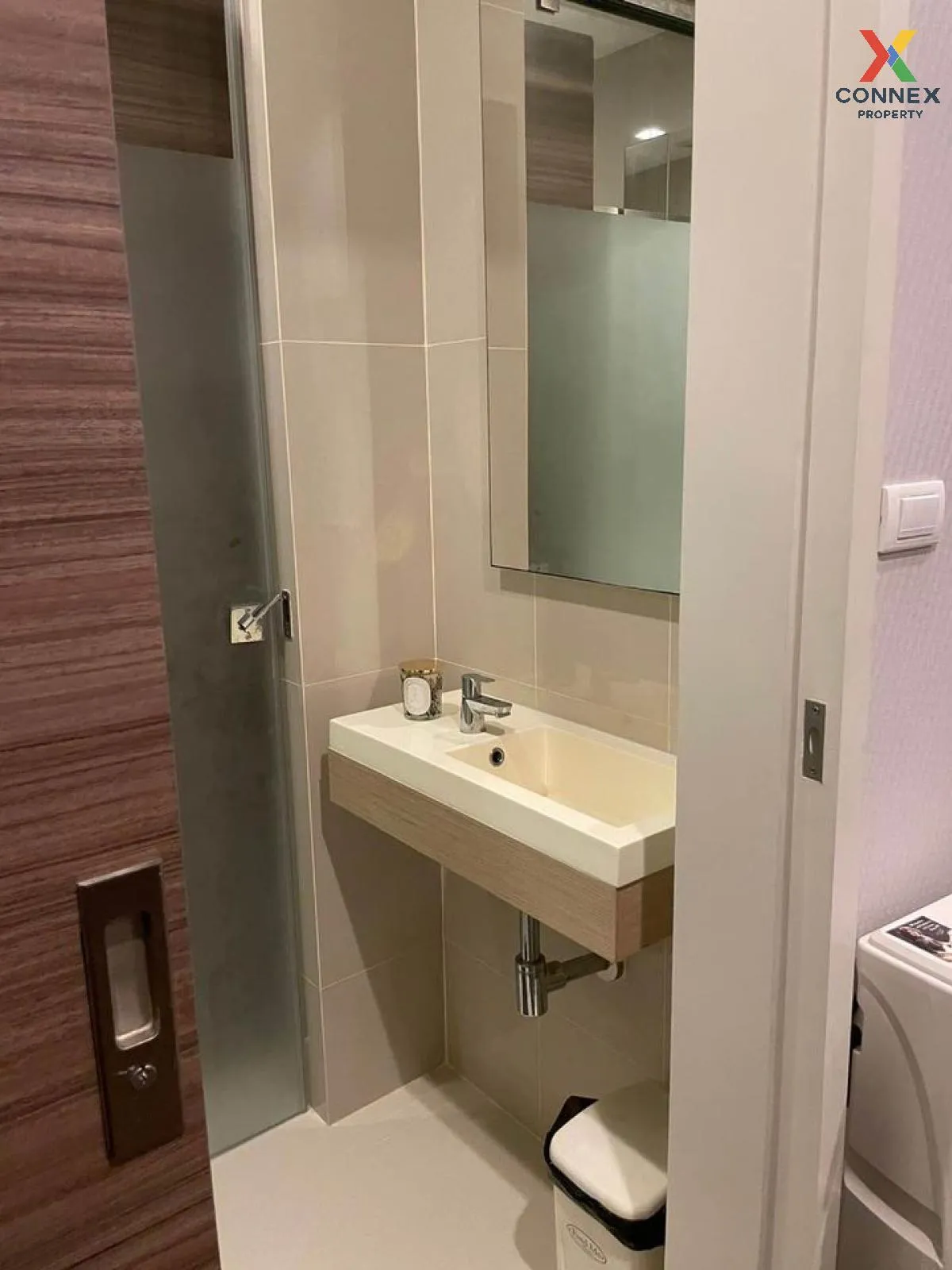 เช่าคอนโด  คิว อโศก MRT-เพชรบุรี มักกะสัน เขต ราชเทวี กรุงเทพ CX-