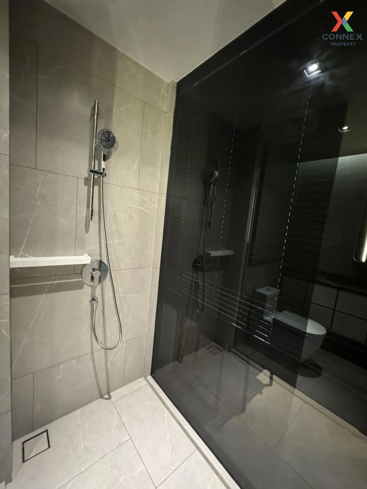 เช่าคอนโด  เดอะ รีเซิร์ฟ 61 ไฮด์อะเวย์ BTS-เอกมัย คลองเตยเหนือ เข