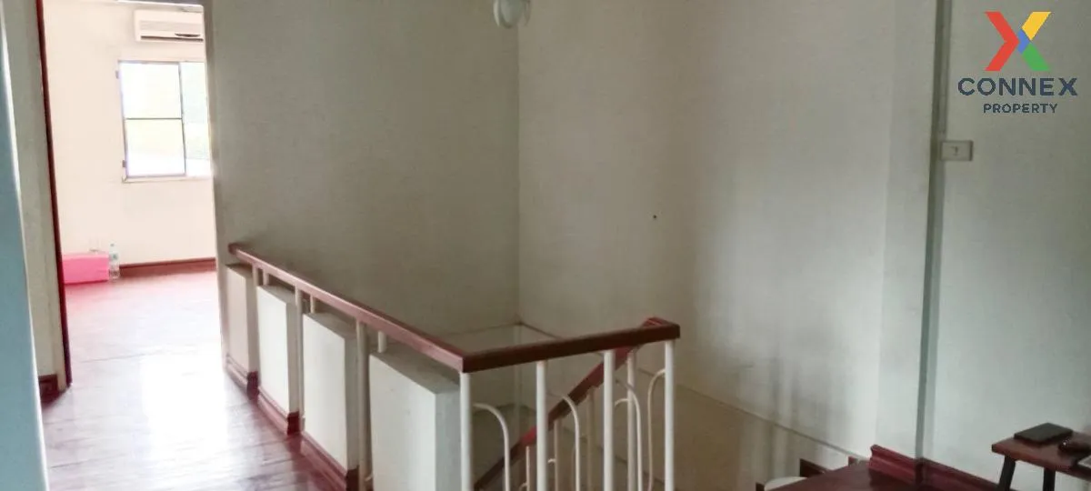 For Sale 2-storey townhouse , Ngamkhet-Asia Road , Uthai , Phra N For Sale 2-storey townhouse , Ngamkhet-Asia Road , Uthai , Phra N
