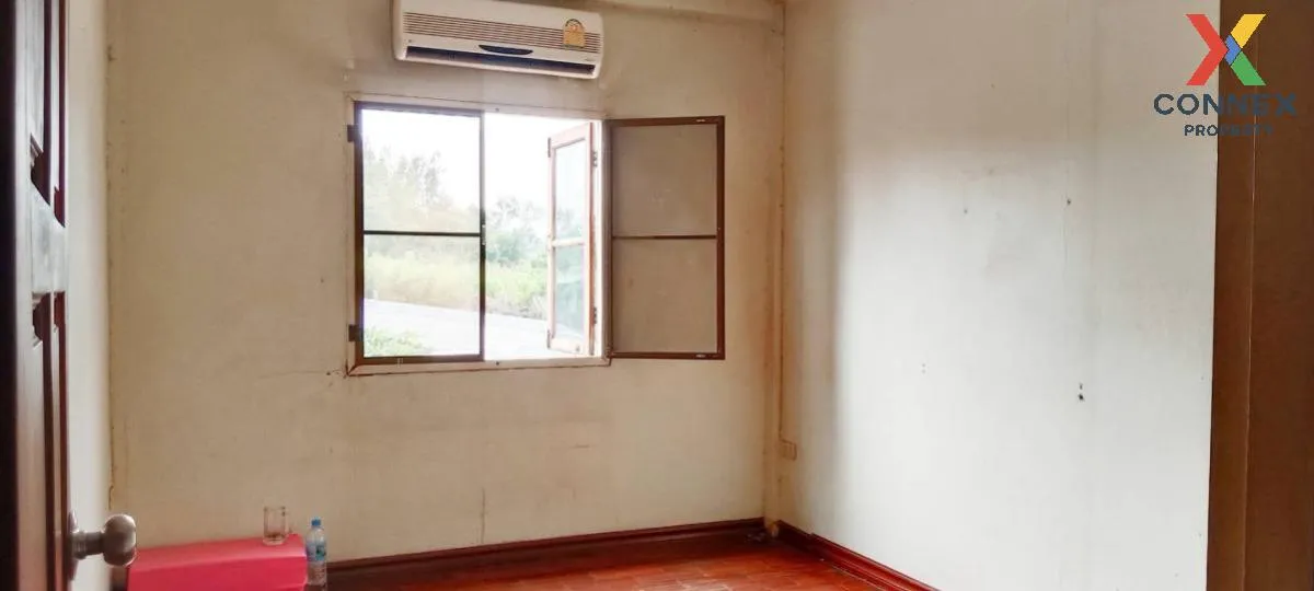 For Sale 2-storey townhouse , Ngamkhet-Asia Road , Uthai , Phra N For Sale 2-storey townhouse , Ngamkhet-Asia Road , Uthai , Phra N