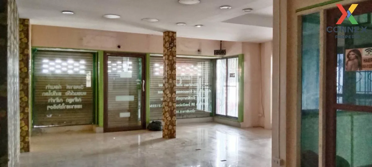 For Sale 2-storey townhouse , Ngamkhet-Asia Road , Uthai , Phra N For Sale 2-storey townhouse , Ngamkhet-Asia Road , Uthai , Phra N 4