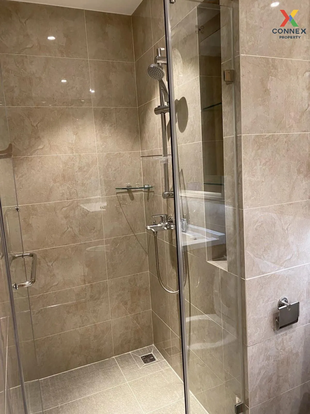 For Rent Condo , Regal Sathon - Naradhiwas , BTS-Chong Nonsi , Th