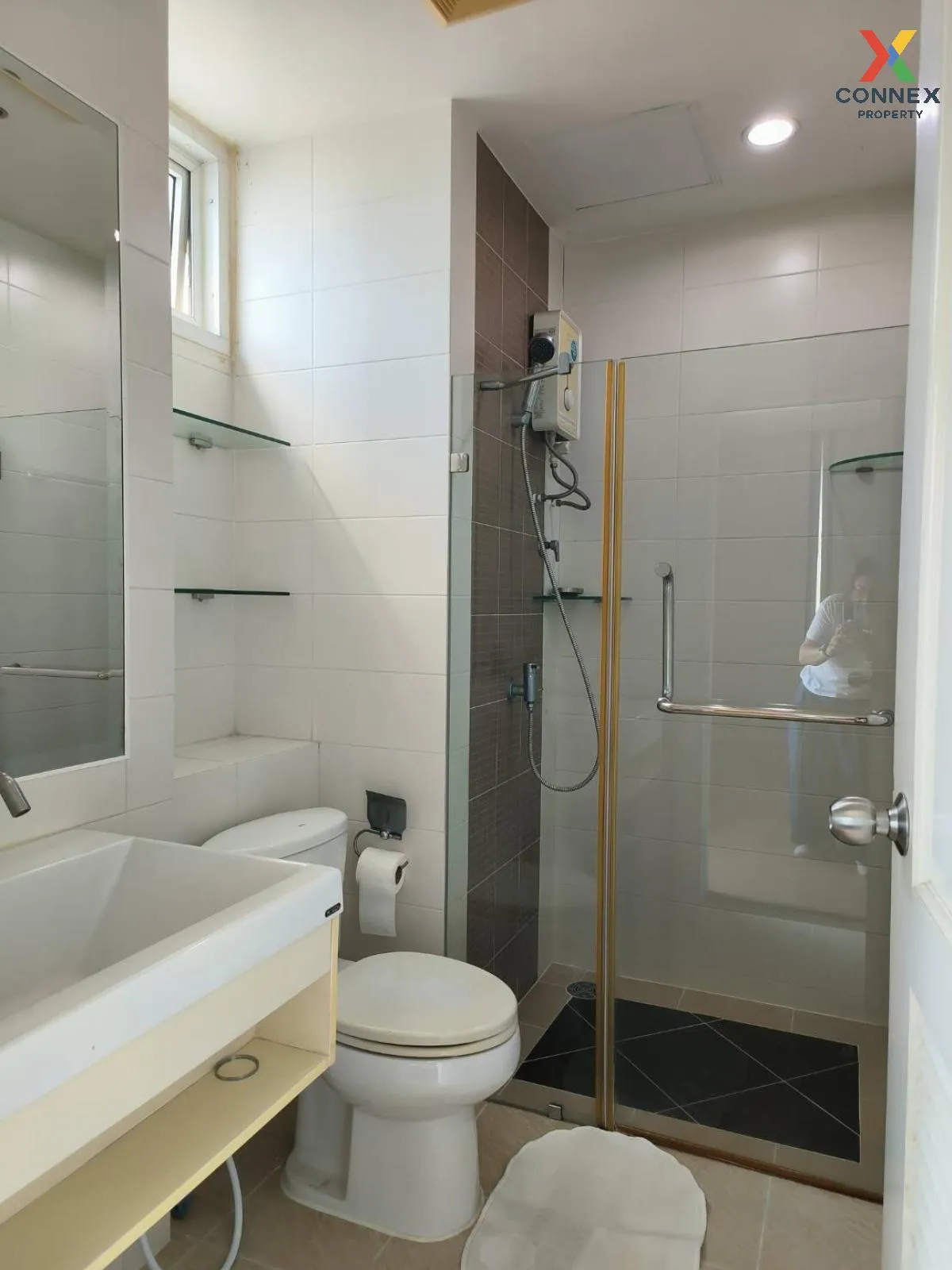 เช่าคอนโด  เดอะ คอมพลีท นราธิวาส BTS-ช่องนนทรี ช่องนนทรี เขต ยานน