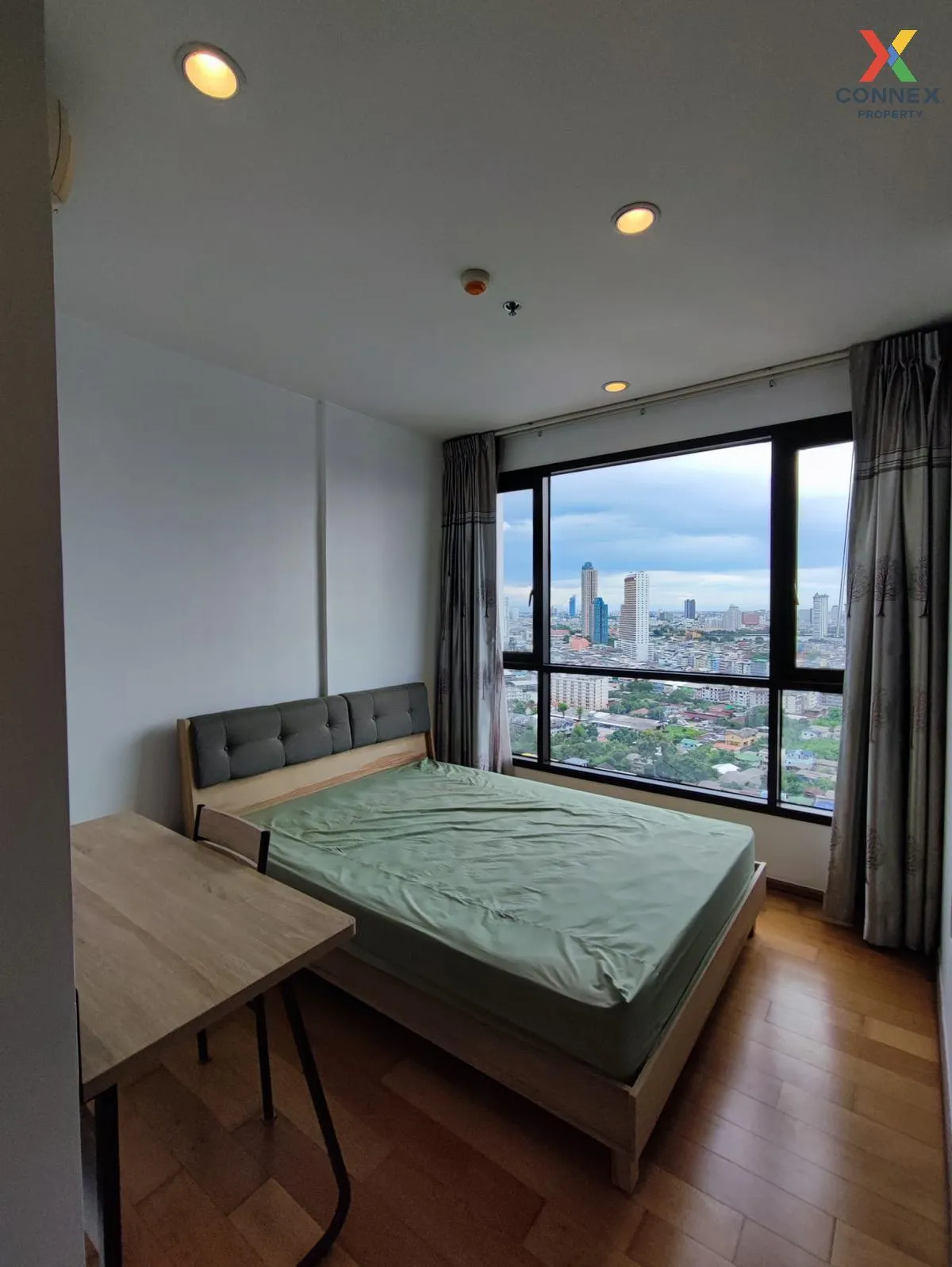 เช่าคอนโด  ฟิวส์ สาทร - ตากสิน BTS-วงเวียนใหญ่ บางลำภูล่าง เขต คล