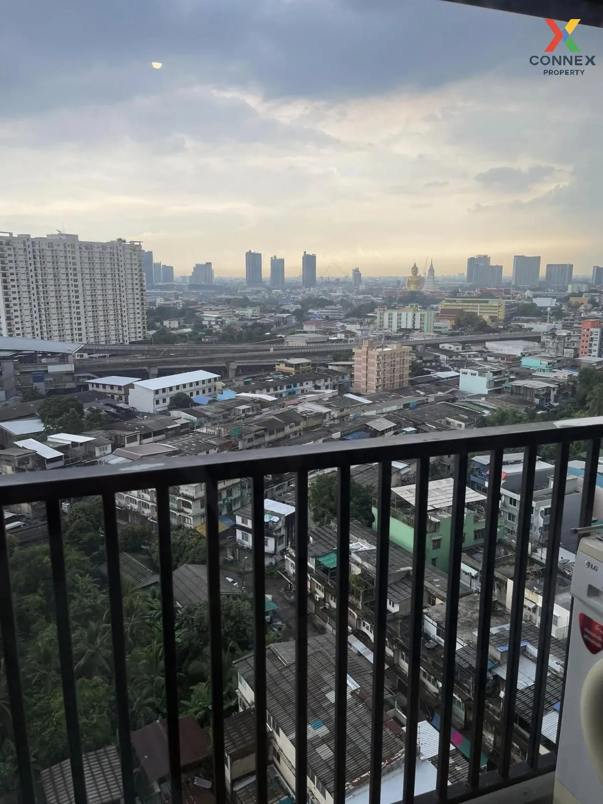 เช่าคอนโด  เดอะ ไพรเวซี่ ท่าพระ อินเตอร์เชนจ์ MRT-ท่าพระ วัดท่าพร