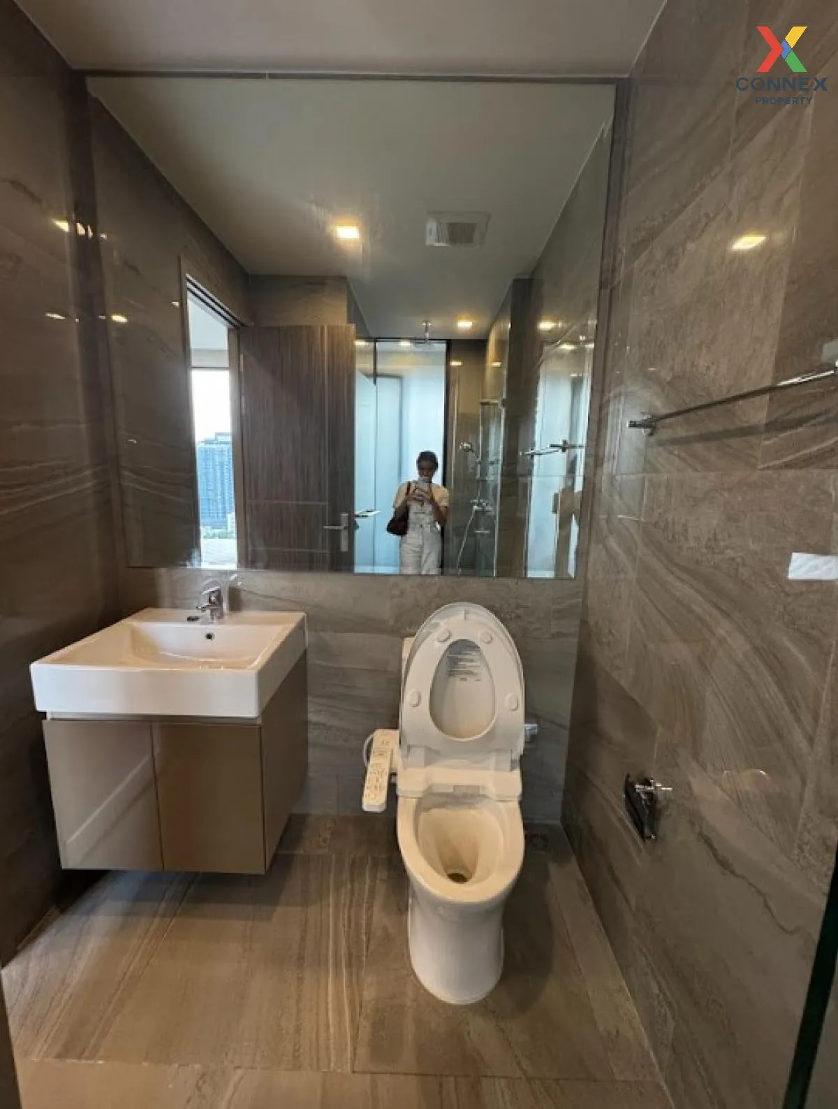 เช่าคอนโด  ไอดีโอ คิว วิคตอรี BTS-อนุสาวรีย์ชัยสมรภูมิ ถนนพญาไท เ