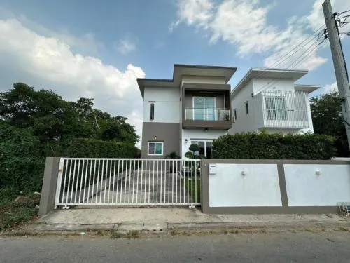 ขายบ้าน  ลัดดาวรรณ โคกแฝด เขต หนองจอก กรุงเทพ CX-91801
